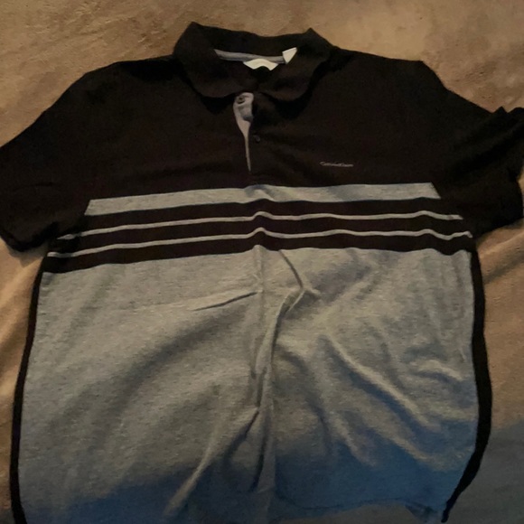 Calvin Klein - Picture 1 of 3